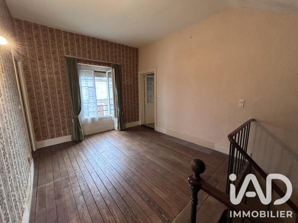 Maison à vendre 7 pièces 182 m² Saint-Rémy-du-Val