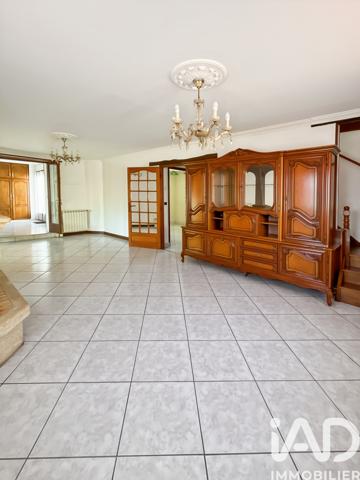 Maison à vendre 6 pièces 160 m² Brie-Comte-Robert