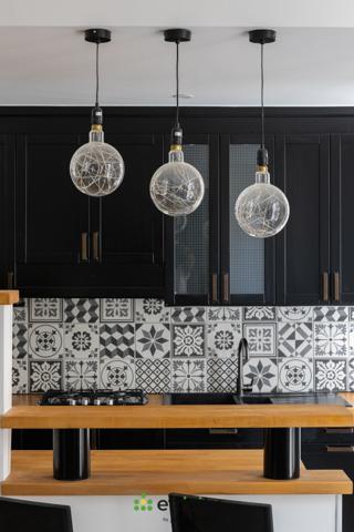 Appartement
         4 pièces
        - 128 m² 257 000 € *