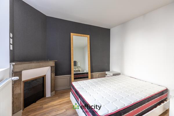 Appartement
         4 pièces
        - 128 m² 257 000 € *