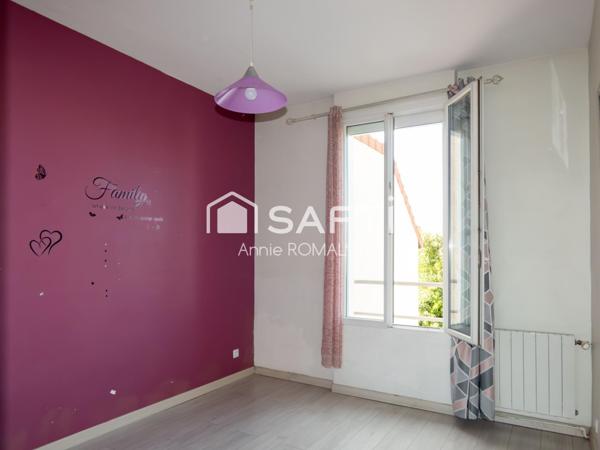 MAISON FAMILIALE LUMINEUSE AVEC DEPENDANCE ET SOUS SOL TOTAL