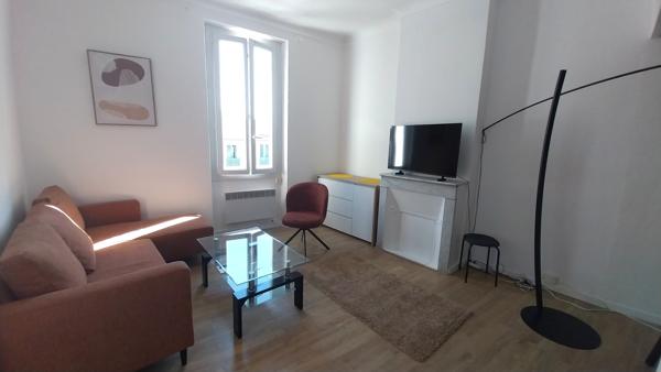Location meublé T3 refait et meublé à neuf