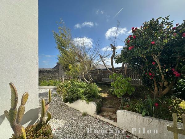 PLOUGONVELIN-maison 6 pièces