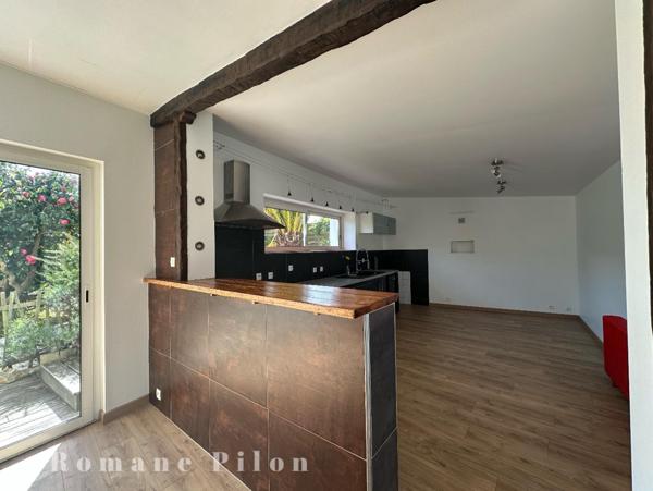 PLOUGONVELIN-maison 6 pièces