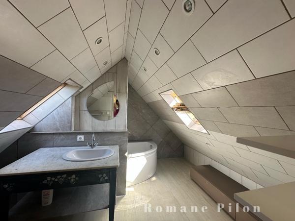 PLOUGONVELIN-maison 6 pièces