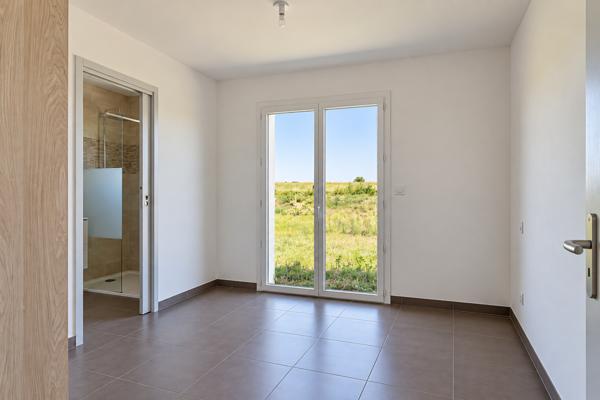 A VENDRE MAISON T5 99 m² 700 m² DE TERRAIN
