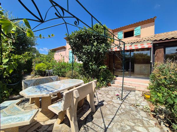 Maison Balaruc Les Bains 6 pièce(s) 170 m2 avec véranda