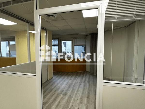 À vendre Local commercial 70 m² - Bordeaux 33000