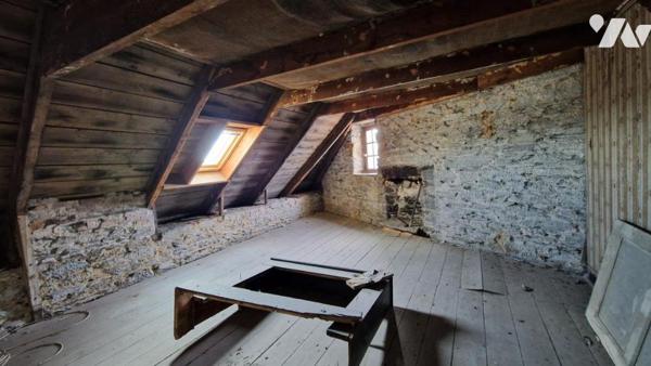 APPARTEMENT A RENOVER-PROXIMITE IMMEDIATE GARE