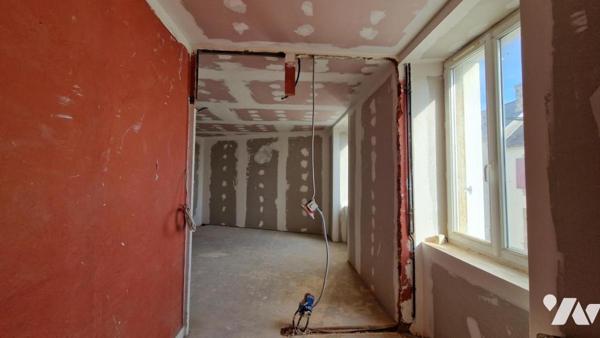 APPARTEMENT A RENOVER-PROXIMITE IMMEDIATE GARE