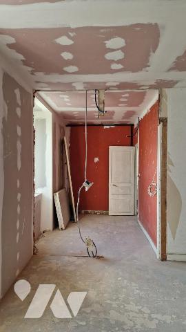 APPARTEMENT A RENOVER-PROXIMITE IMMEDIATE GARE