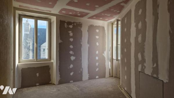 APPARTEMENT A RENOVER-PROXIMITE IMMEDIATE GARE