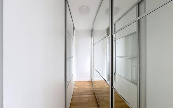 Appartement à louer    2 pièces • 3 943 m2 Champigny-sur-Marne