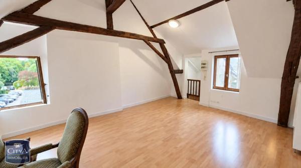 Appartement à louer 2 pièces 38m² Azay-le-Rideau (37190)