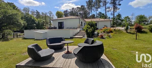 Maison 7 pièces de 152 m² à Belin-Béliet (33830)