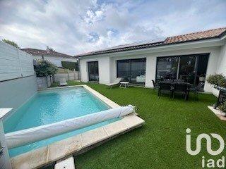 Maison 7 pièces de 152 m² à Belin-Béliet (33830)