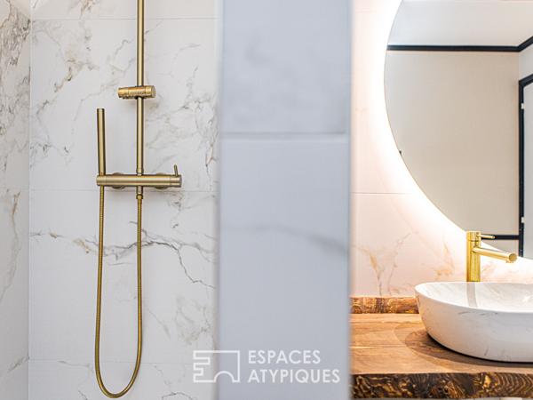 Duplex vue carte postale sur cathédrale