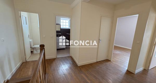 Location Maison 5 pièces 106.62 m² - Malintrat 63510