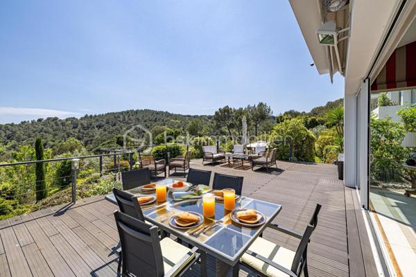 Maison d architecte de 518,80 m²