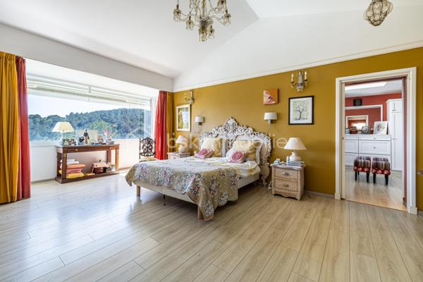 Maison d architecte de 518,80 m²