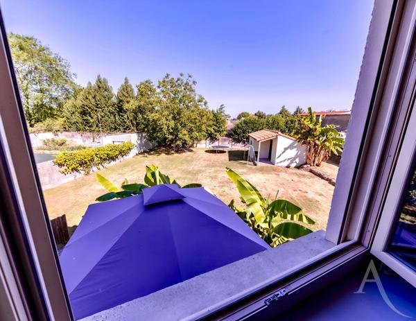 Maison plein centre L'Herbergement