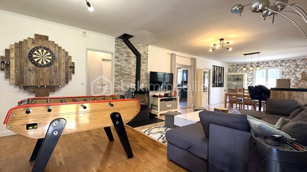 Maison traditionnelle de 223 m²