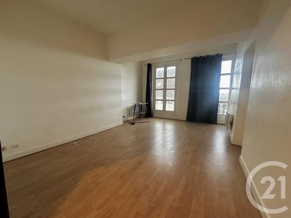 Immeuble à vendre  384 m2 COURTENAY - 45