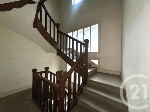 Immeuble à vendre  384 m2 COURTENAY - 45