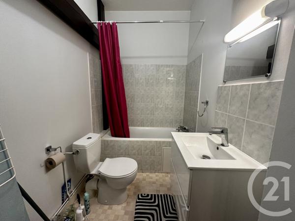 Immeuble à vendre  384 m2 COURTENAY - 45