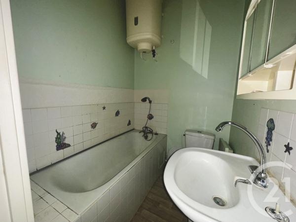 Immeuble à vendre  384 m2 COURTENAY - 45