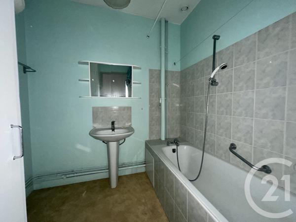 Immeuble à vendre  384 m2 COURTENAY - 45