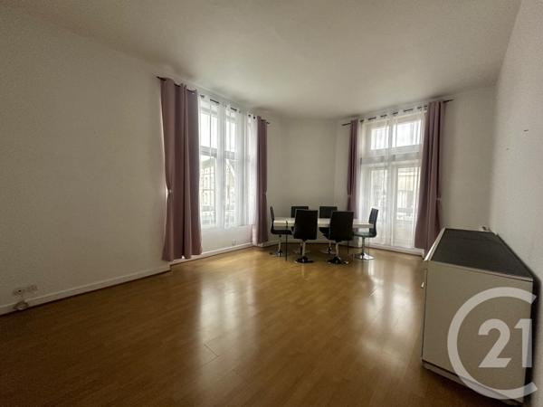 Immeuble à vendre  384 m2 COURTENAY - 45