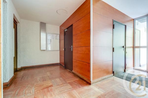Appartement Studio à vendre  1 pièce - 21,15 m 2   PARIS  - 75018