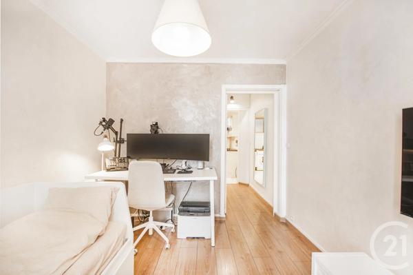 Appartement F2 à vendre  2 pièces - 24,68 m 2   PARIS  - 75010