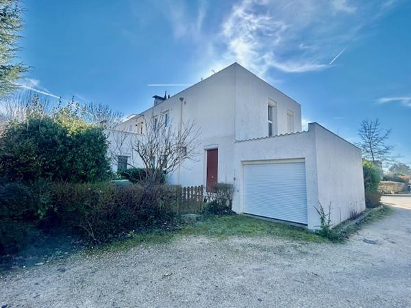 Saint-Michel-sur-Orge - Maison Familiale de type F6 - Résidence Villagexpo - 134 M2 HAB - 4 CHAMBRES