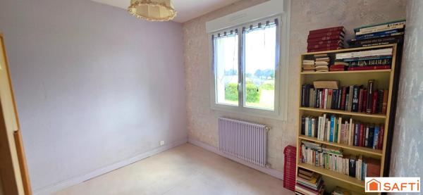 Pavillon plain-pied 3 chambres, 90 m² + 3000 m² de terrain