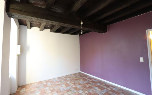 Maison à vendre    3 pièces •  Herry