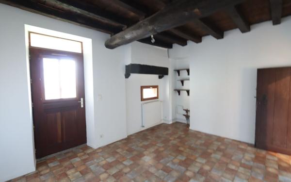 Maison à vendre    3 pièces •  Herry