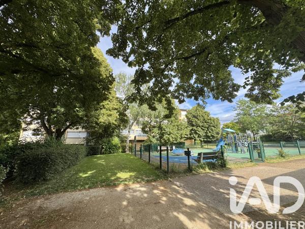 Appartement à vendre 4 pièces 82,17 m² Massy