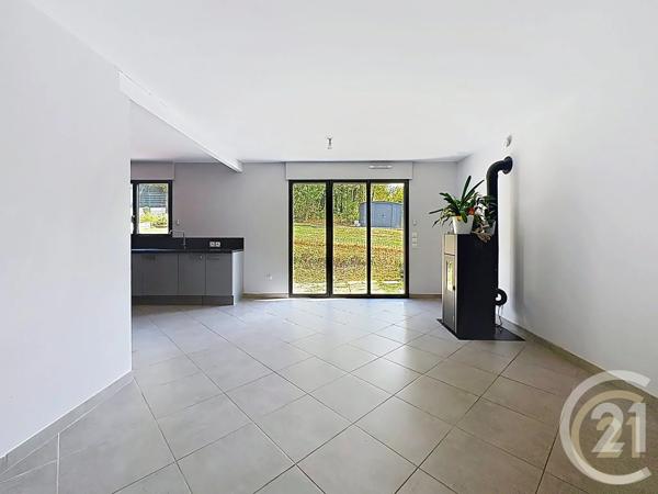 Maison à vendre  4 pièces - 94,04 m 2   MONTEREAU FAULT YONNE  - 77
