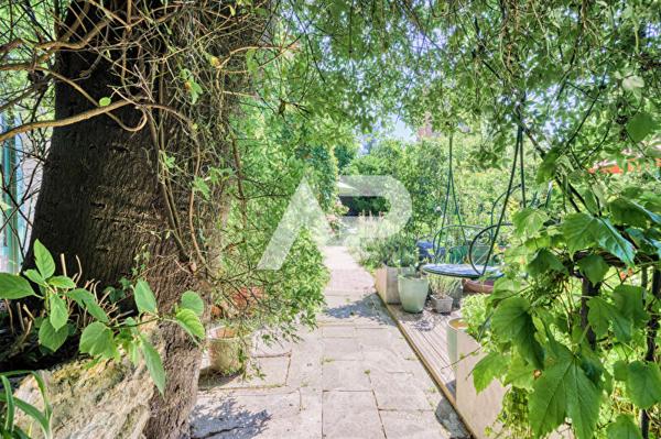 SEVRES RIVE DROITE - MAISON DE CHARME €1 550 000 **  - Référence  559-S