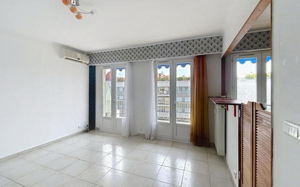 Appartement à vendre    1 pièce • 29,01 m2 Cagnes-sur-Mer