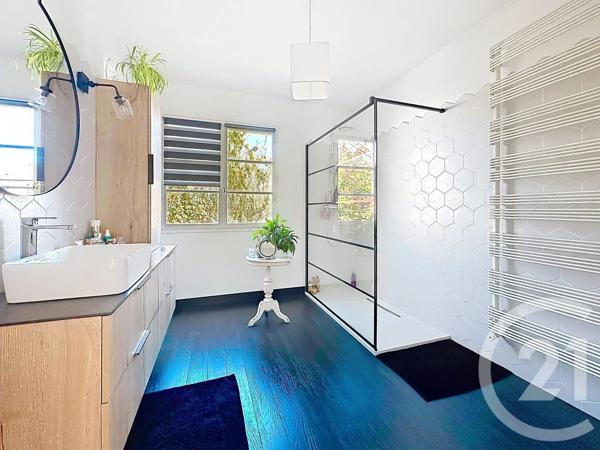 Maison à vendre  6 pièces - 190,74 m 2   THIAIS  - 94