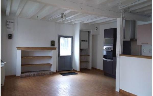 Maison à louer    3 pièces • 58,70 m2 Auzouer-en-Touraine