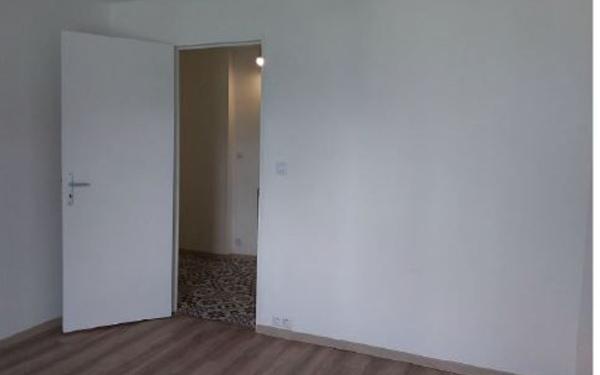 Maison à louer    3 pièces • 58,70 m2 Auzouer-en-Touraine