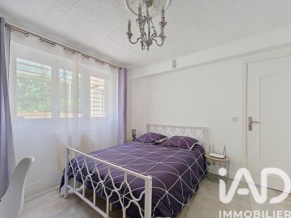 Maison à vendre 9 pièces 255 m² Boussy-Saint-Antoine