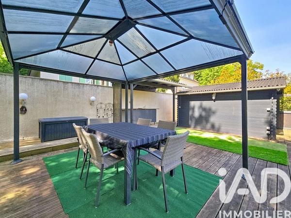 Maison à vendre 9 pièces 255 m² Boussy-Saint-Antoine