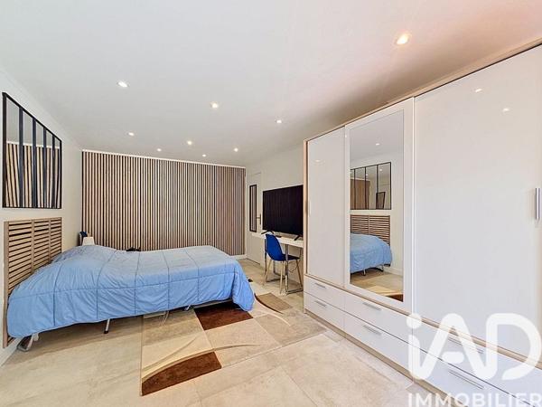 Maison à vendre 9 pièces 255 m² Boussy-Saint-Antoine
