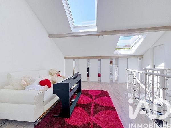 Maison à vendre 9 pièces 255 m² Boussy-Saint-Antoine