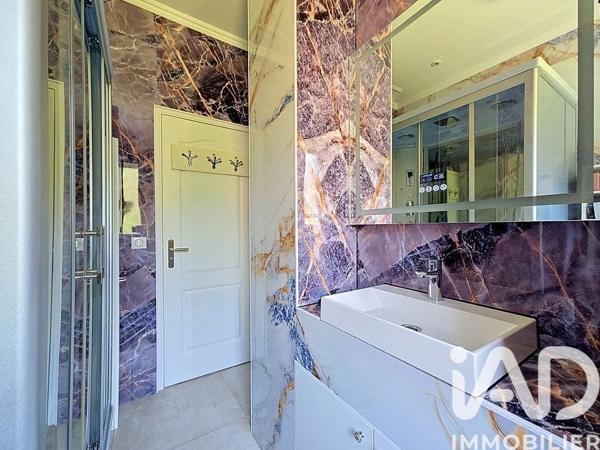 Maison à vendre 9 pièces 255 m² Boussy-Saint-Antoine